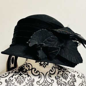 Fine Millinery Elegant Wool Black Women's Hat New with tags!